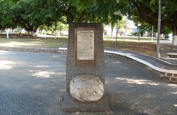 Pedra_Branca